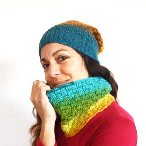 Patrón Gorro y Cuello Arco Iris // Crochet Pattern Rainbow Hat Cowl Patrones de Crochet y Agujas Circulares