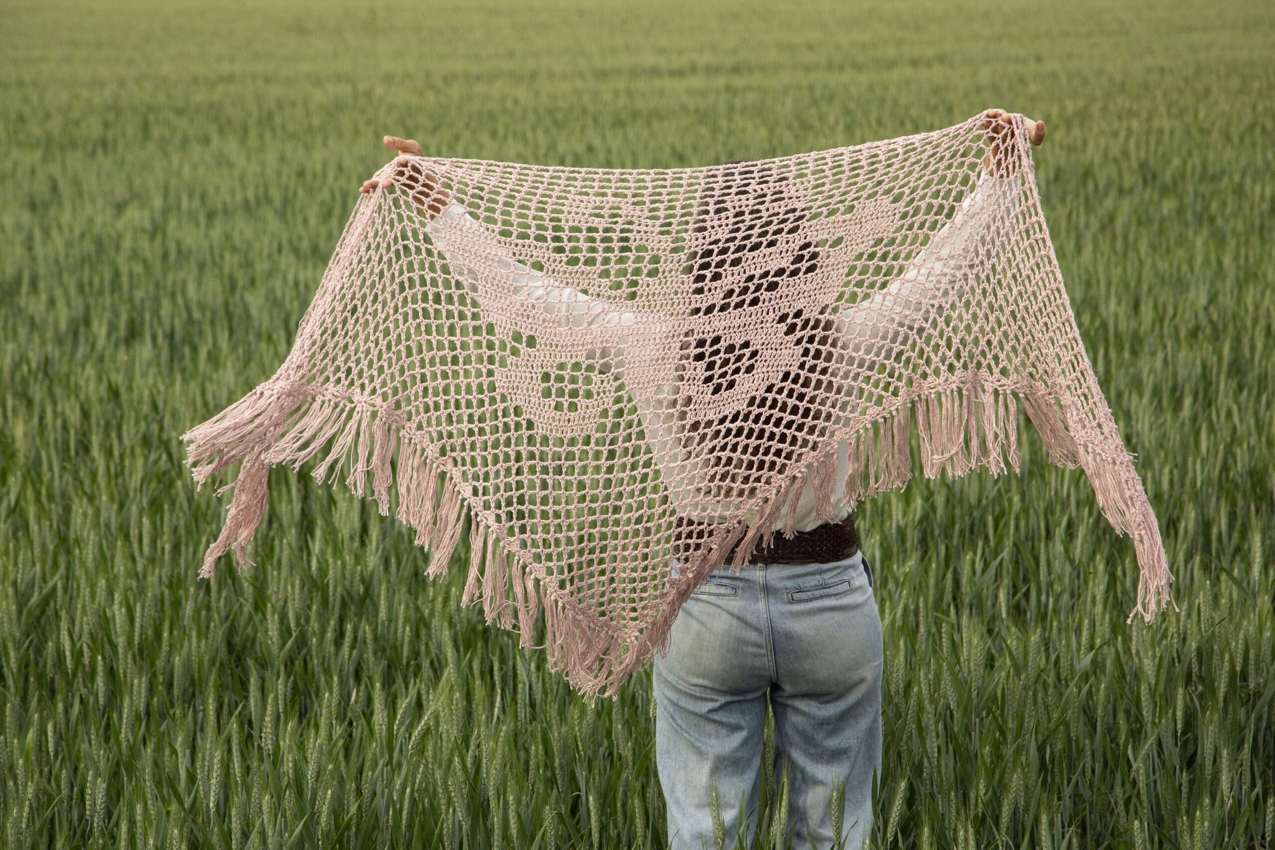 Patrón Chal Fly Baby Fly diseño en ganchillo - Imagen 10