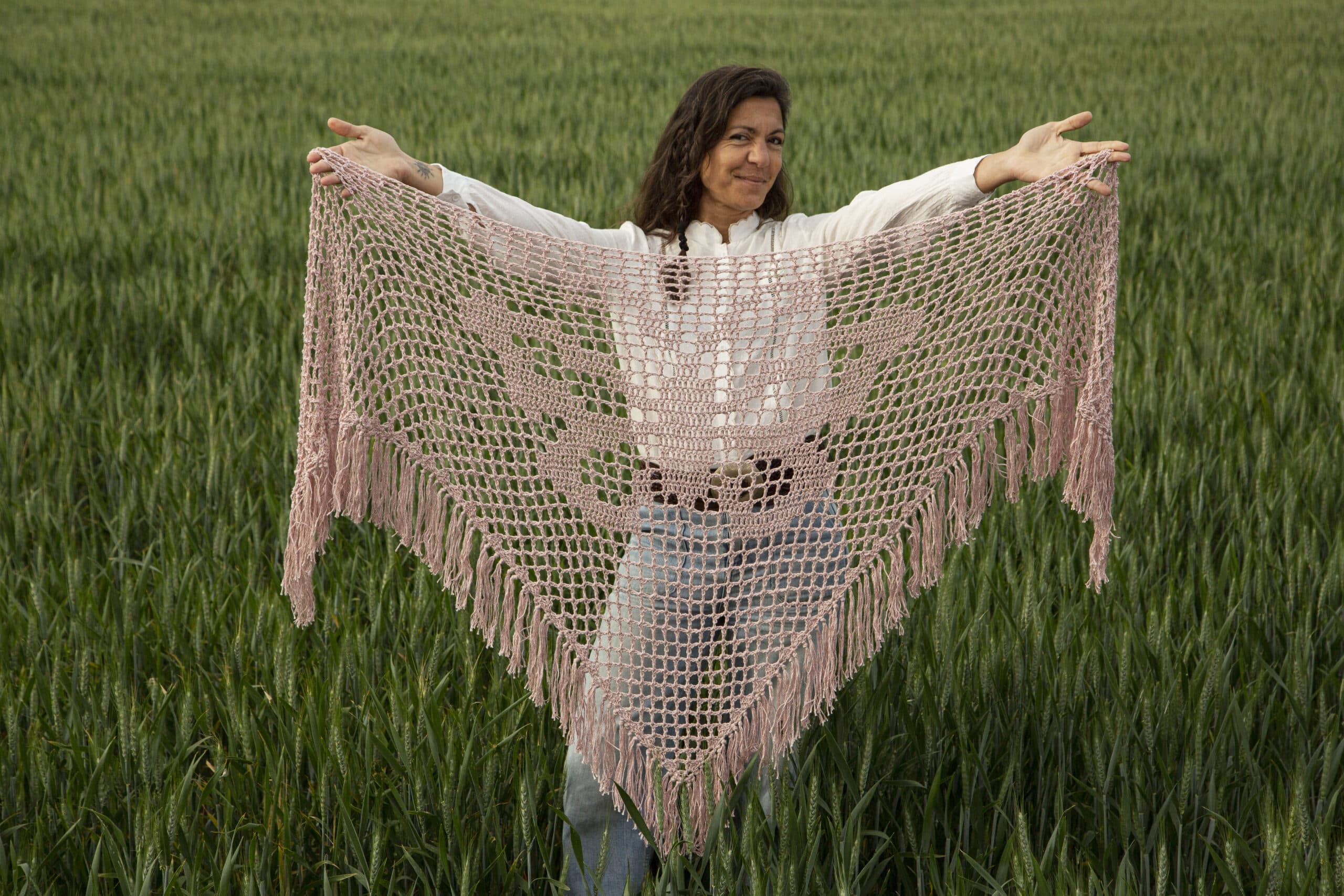 Patrón Chal Fly Baby Fly diseño en ganchillo - Imagen 13