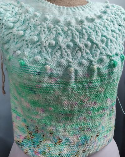Alkharif-Knitting-Sweater-by-Cecilia-Losada-mammadiypatterns-club-de-tejido-proyecto-terminado-41