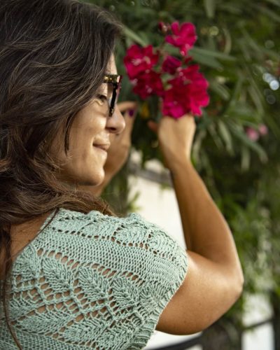 Botanical-Dreams-Top-Knitting-Pattern-by-Cecilia-Losada-mammadiypatterns-4