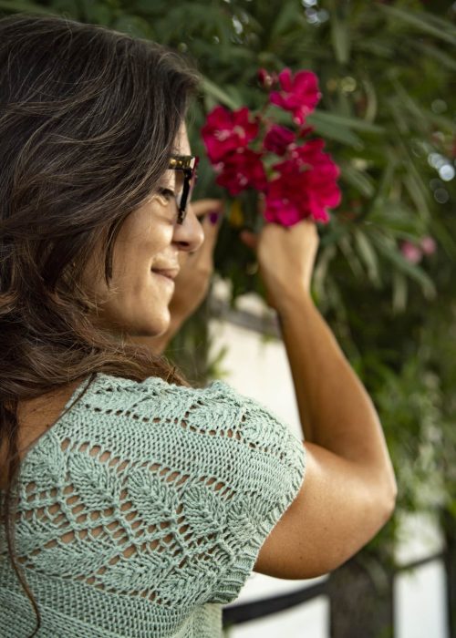 Botanical-Dreams-Top-Knitting-Pattern-by-Cecilia-Losada-mammadiypatterns-4