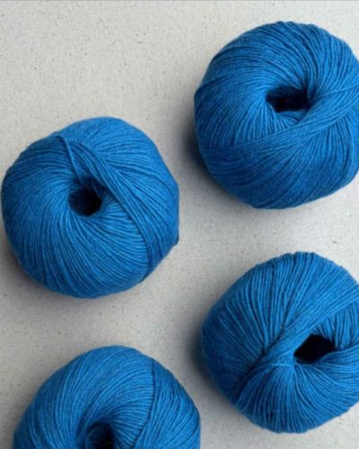 CIELO-57-PUNO-Algodon-y-lana-de-alpaca-para-tejer-crochet-Pascuali-hilados-naturales-ecologicos-cecilia-losada-club-de-tejido