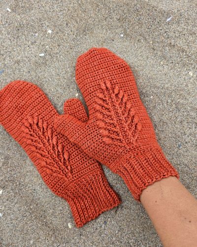 Mitones-Almost-a-Love-Story-by-Cecilia-Losada-crochet-13