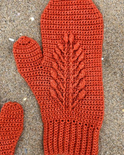 Mitones-Almost-a-Love-Story-by-Cecilia-Losada-crochet-17