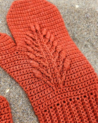 Mitones-Almost-a-Love-Story-by-Cecilia-Losada-crochet-18