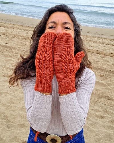 Mitones-Almost-a-Love-Story-by-Cecilia-Losada-crochet-8