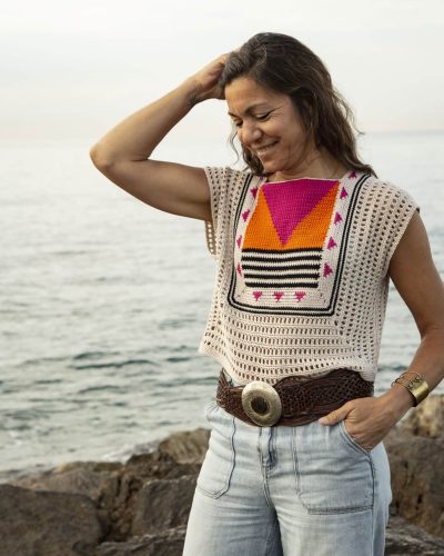 coco-boxy-top-con-tapestry-intarsia-crochet-ganchillo-patron-por-cecilia-losada-club-de-tejido-16